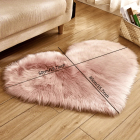 1pc Heart-Shaped Faux Sheepskin Area Rug  Soft and Plush Carpet for Home, Bedroom, Nursery, and Kid's Room - Perfect for Home Decor and Comfort (Color: Pink, size: 15.75*19.69inch)